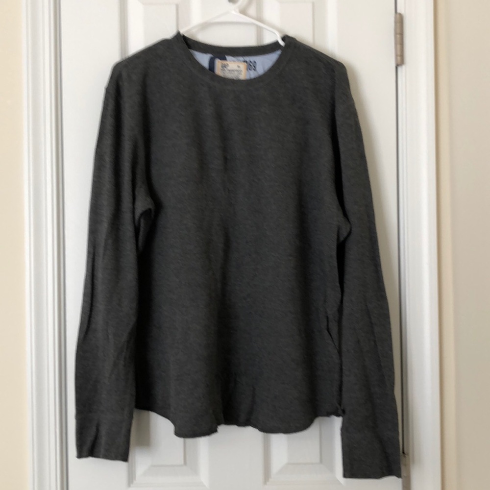 GAP Men’s Heather Gray Long Sleeve Shirt - XL